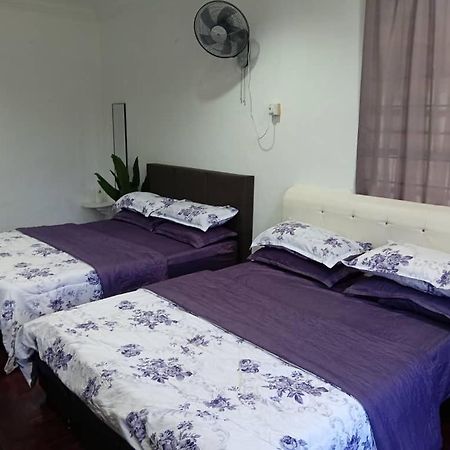 Naurah Homestay 숭가이페타니 외부 사진